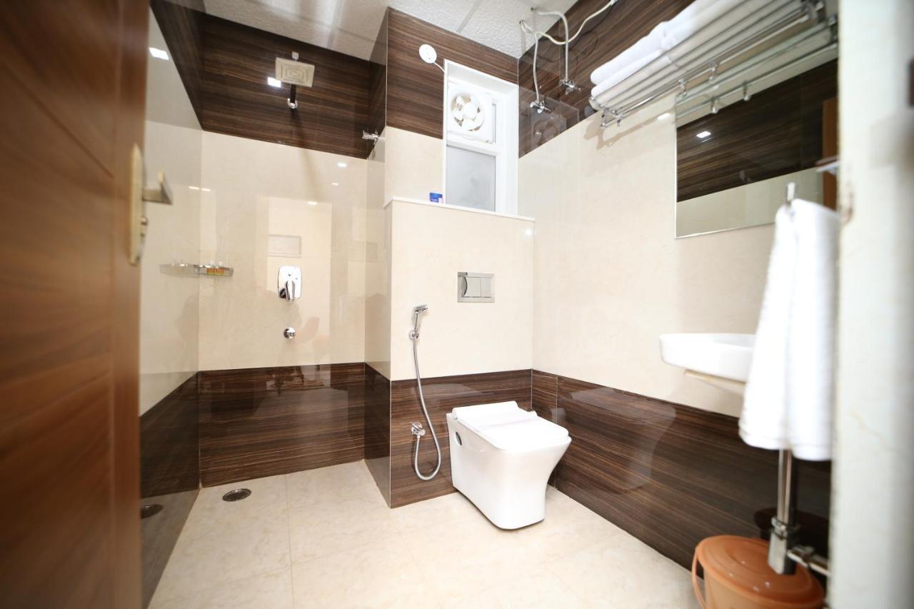 Hotel Myriad Inn ジャイプール エクステリア 写真